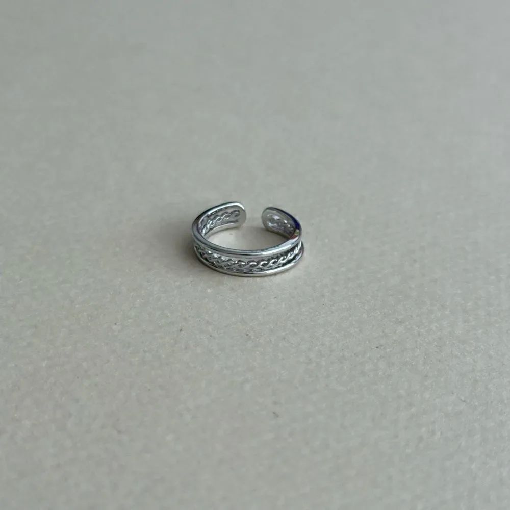 Toe Ring S1228 - Picture 3 of 5